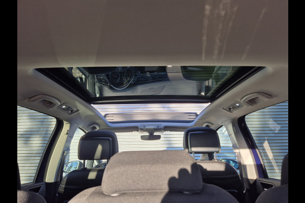 Volkswagen Touran 1.5 TSI Automaat Comfortline Business 7p LEd,Panorama,Nav/Camera