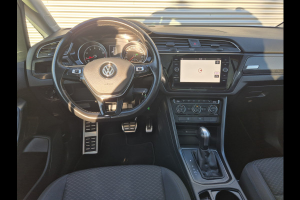Volkswagen Touran 1.5 TSI Automaat Comfortline Business 7p LEd,Panorama,Nav/Camera