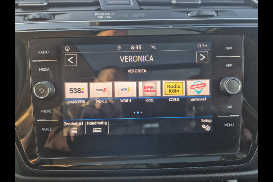 Volkswagen Touran 1.5 TSI Automaat Comfortline Business 7p LEd,Panorama,Nav/Camera