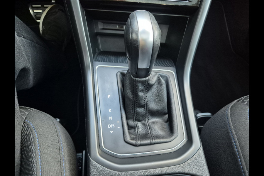 Volkswagen Touran 1.5 TSI Automaat Comfortline Business 7p LEd,Panorama,Nav/Camera