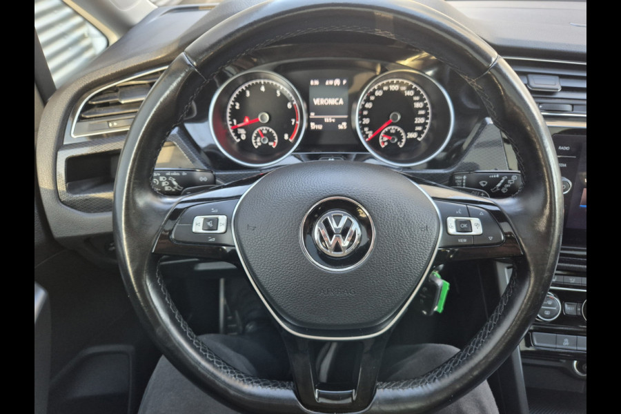 Volkswagen Touran 1.5 TSI Automaat Comfortline Business 7p LEd,Panorama,Nav/Camera