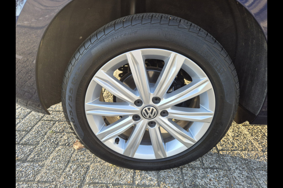 Volkswagen Touran 1.5 TSI Automaat Comfortline Business 7p LEd,Panorama,Nav/Camera
