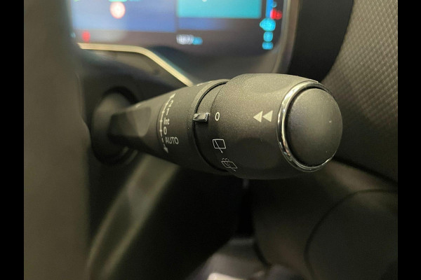 Citroën C5 Aircross 1.6 Plug-in Hybrid 225 Shine Navigatie Apple Carplay/Android Auto Camera Parkeersensoren Adaptive Cruise Control Elektrische achterklep Stoelverwarming Virtual Cockpit Climate Control Lichtmetalen velgen