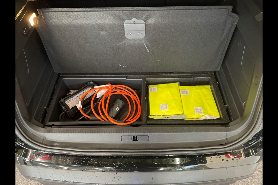 Citroën C5 Aircross 1.6 Plug-in Hybrid 225 Shine Navigatie Apple Carplay/Android Auto Camera Parkeersensoren Adaptive Cruise Control Elektrische achterklep Stoelverwarming Virtual Cockpit Climate Control Lichtmetalen velgen