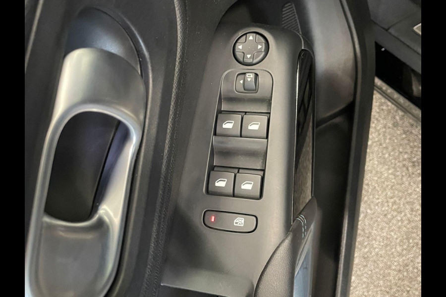 Citroën C5 Aircross 1.6 Plug-in Hybrid 225 Shine Navigatie Apple Carplay/Android Auto Camera Parkeersensoren Adaptive Cruise Control Dodehoek assistent Stoelverwarming Climate Control
