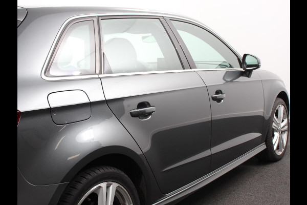 Audi A3 Sportback 1.5 TFSI CNG Automaat S-Line | Navigatie | Parkeersensoren achter | Cruise Control | Stoelverwarming | 18"Lichtmetalen velgen | Ledverlichting | Climate Control