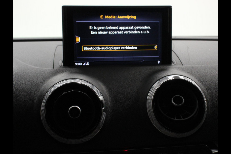 Audi A3 Sportback 1.5 TFSI CNG Automaat S-Line | Navigatie | Parkeersensoren achter | Cruise Control | Stoelverwarming | 18"Lichtmetalen velgen | Ledverlichting | Climate Control
