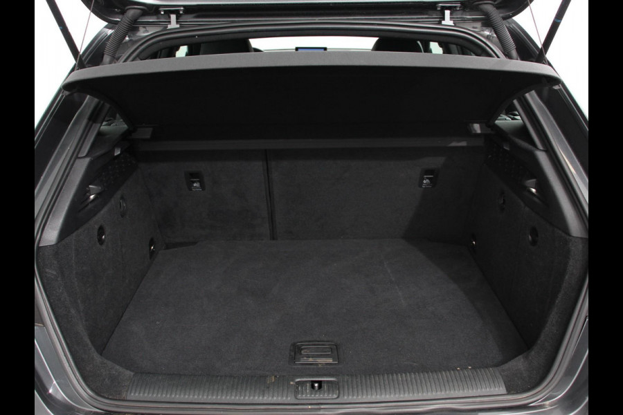 Audi A3 Sportback 1.5 TFSI CNG Automaat S-Line | Navigatie | Parkeersensoren achter | Cruise Control | Stoelverwarming | 18"Lichtmetalen velgen | Ledverlichting | Climate Control
