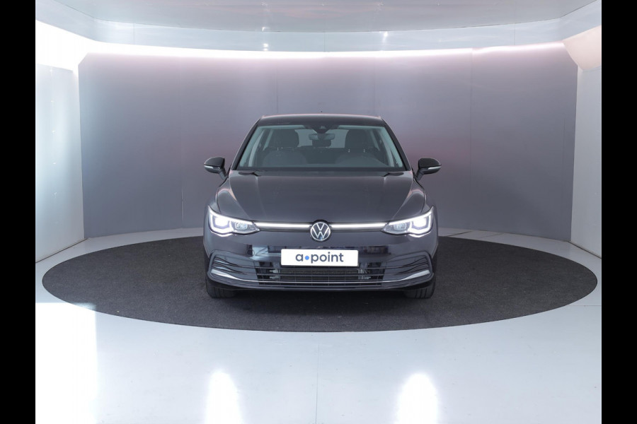 Volkswagen Golf 1.4 eHybrid Style 204 pk Automaat (DSG) | Navigatie | Parkeersensoren | Autom. airco (3 zones) | Stoelverwarming | LED koplampen |