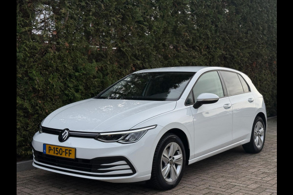 Volkswagen Golf 1.0 TSI Life CarPlay Camera LED