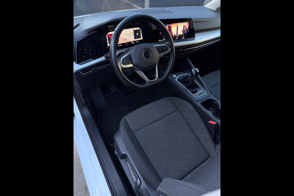 Volkswagen Golf 1.0 TSI Life CarPlay Camera LED