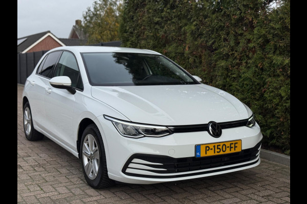 Volkswagen Golf 1.0 TSI Life CarPlay Camera LED