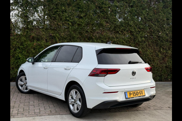 Volkswagen Golf 1.0 TSI Life CarPlay Camera LED