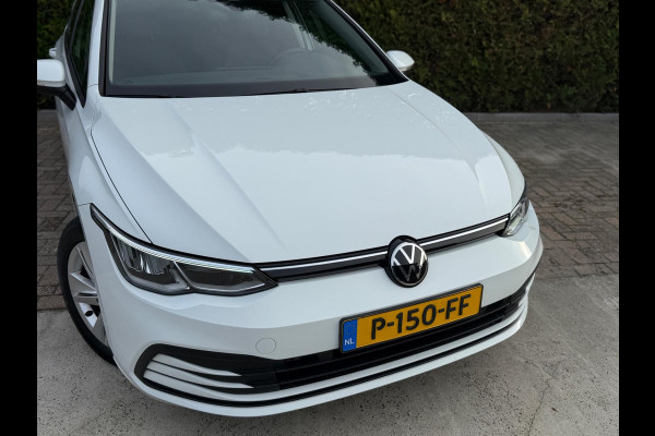 Volkswagen Golf 1.0 TSI Life CarPlay Camera LED