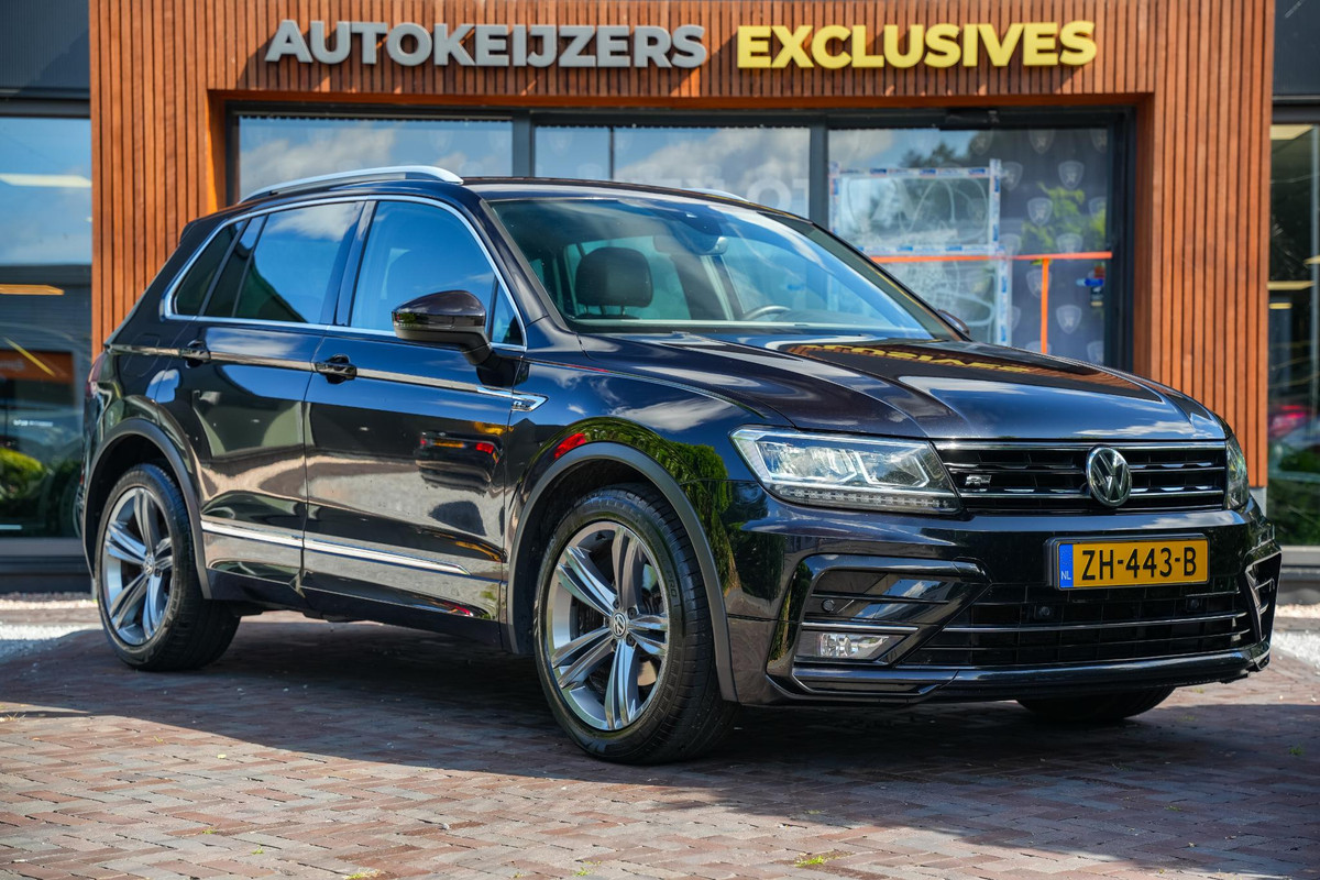 Volkswagen Tiguan 1.5 TSI ACT Highline Business R Adaptive Cruise Lane Assist Carplay PDC Virtual Dash