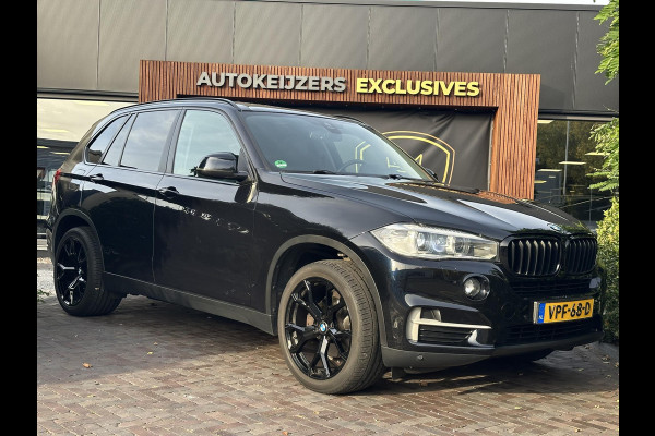 BMW X5 xDrive30d Panoramadak Cruise Clima Leer Stoelverw. 20''LM Trekhaak Grijskenteken