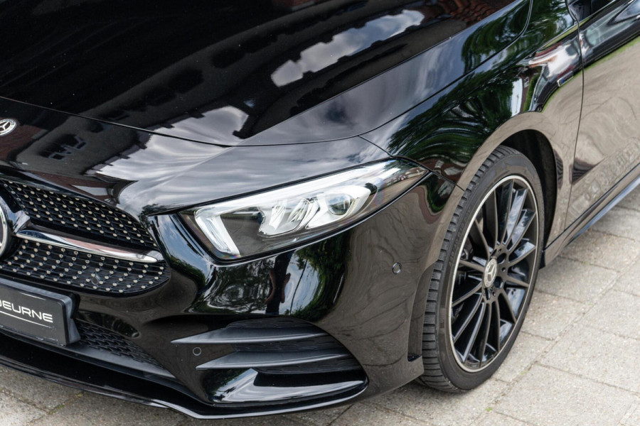 Mercedes-Benz A-Klasse 250 e AMG Pano / Camera / Sfeer