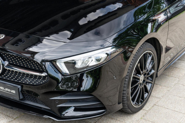 Mercedes-Benz A-Klasse 250 e AMG Pano / Camera / Sfeer
