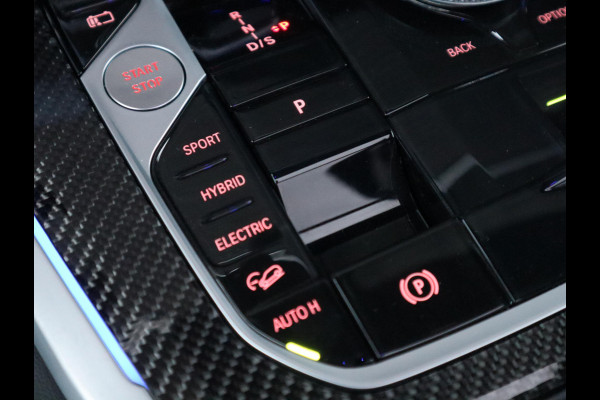 BMW X5 xDrive50e M Sport High Executive / Panodak / Trekhaak