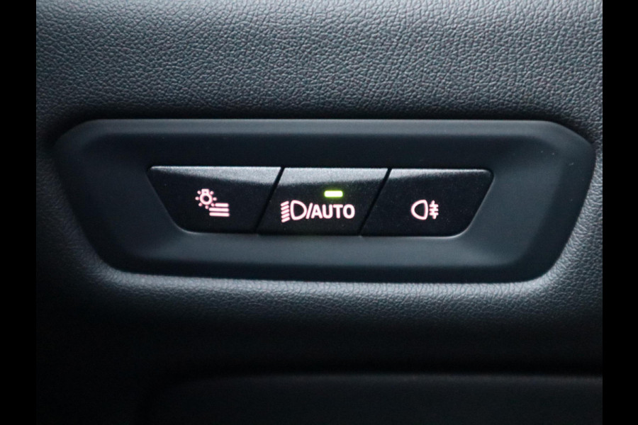 BMW X5 xDrive50e M Sport High Executive / Panodak / Trekhaak