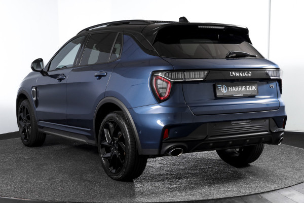Lynk & Co 01 1.5 PHEV 261PK MY23 | Black Pakket | Donkere hemel | 360 Camera | 7.4 kWh boordlader | S/K-panodak | Adapt. Cruise | Memory | Elek. klep | LM 20" | 8516