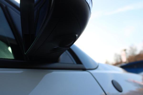 Jeep Compass 1.5T 142PK e-Hybrid North Star | PANORAMISCH SCHUIF / KANTEL DAK | ALPINE AUDIO SYSTEM | NAVIGATIE 10,25 "TOUCHSCREEN | APPLE CARPLAY/ANDROID AUTO | 360° ACHTERUITRIJ | DAB+ RADIO | CLIMATE CONTROL | GLOSS BLACK LICHTMETALEN VELGEN | ADAPTIVE / CRUISE CONTROL | DIGITAAL INSTRUMENTENPANEEL | ELEKTRISCH BEDIENBARE ACHTERKLEP | FULL LED KOPLAMPEN | LED MISTLAMPEN / BOCHTVERLICHTING | KEYLESS ENTRY & START | DRAADLOOS LADEN TELEFOON |