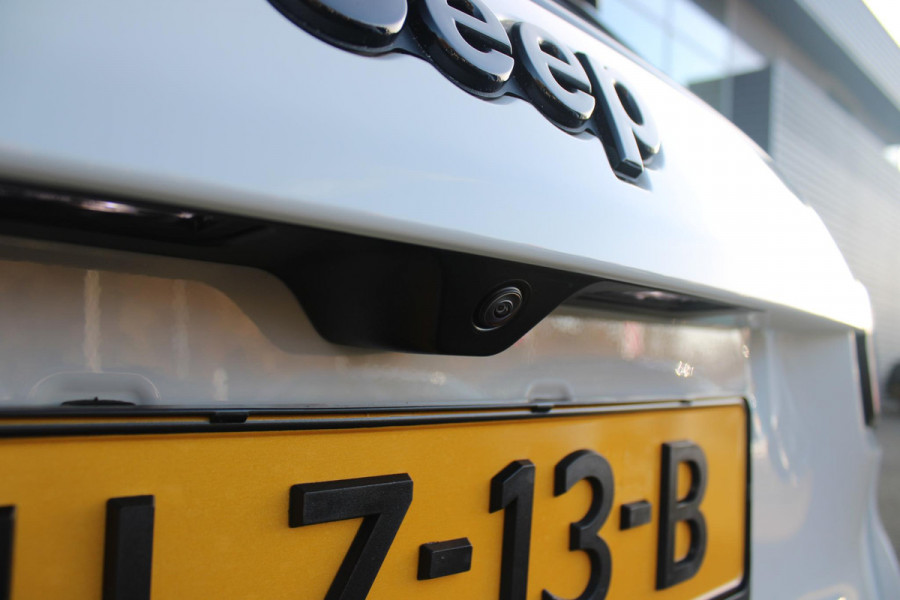 Jeep Compass 1.5T 142PK e-Hybrid North Star | PANORAMISCH SCHUIF / KANTEL DAK | ALPINE AUDIO SYSTEM | NAVIGATIE 10,25 "TOUCHSCREEN | APPLE CARPLAY/ANDROID AUTO | 360° ACHTERUITRIJ | DAB+ RADIO | CLIMATE CONTROL | GLOSS BLACK LICHTMETALEN VELGEN | ADAPTIVE / CRUISE CONTROL | DIGITAAL INSTRUMENTENPANEEL | ELEKTRISCH BEDIENBARE ACHTERKLEP | FULL LED KOPLAMPEN | LED MISTLAMPEN / BOCHTVERLICHTING | KEYLESS ENTRY & START | DRAADLOOS LADEN TELEFOON |