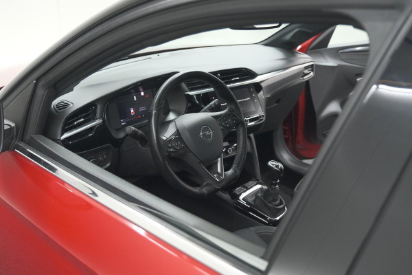 Opel Corsa 1.2 Turbo 100 Ultimate | Panoramadak | Camera | Dodehoekdetectie | Apple Carplay