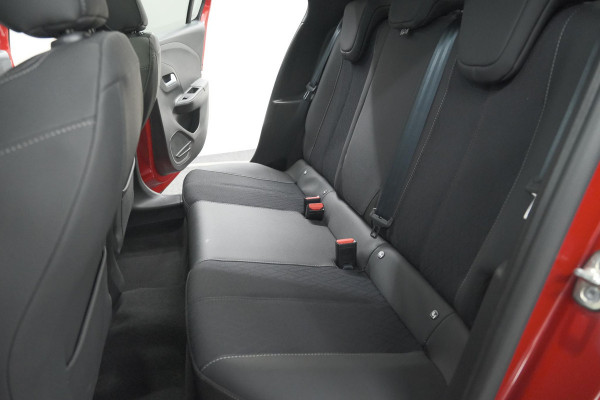 Opel Corsa 1.2 Turbo 100 Ultimate | Panoramadak | Camera | Dodehoekdetectie | Apple Carplay