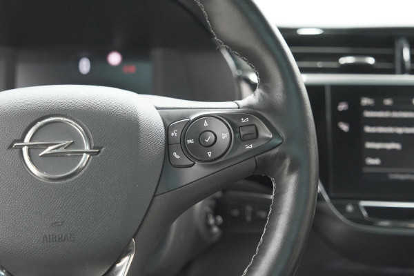 Opel Corsa 1.2 Turbo 100 Ultimate | Panoramadak | Camera | Dodehoekdetectie | Apple Carplay