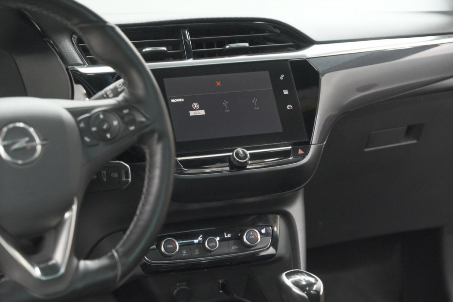 Opel Corsa 1.2 Turbo 100 Ultimate | Panoramadak | Camera | Dodehoekdetectie | Apple Carplay