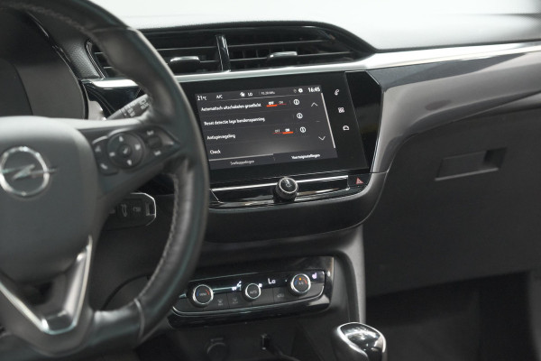 Opel Corsa 1.2 Turbo 100 Ultimate | Panoramadak | Camera | Dodehoekdetectie | Apple Carplay