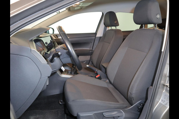 Volkswagen Polo 1.0 TSI R-Line Edition 95 pk | Navigatie | Parkeersensoren | Adaptieve cruise control | Apple Carplay/Android Auto |