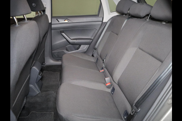 Volkswagen Polo 1.0 TSI R-Line Edition 95 pk | Navigatie | Parkeersensoren | Adaptieve cruise control | Apple Carplay/Android Auto |