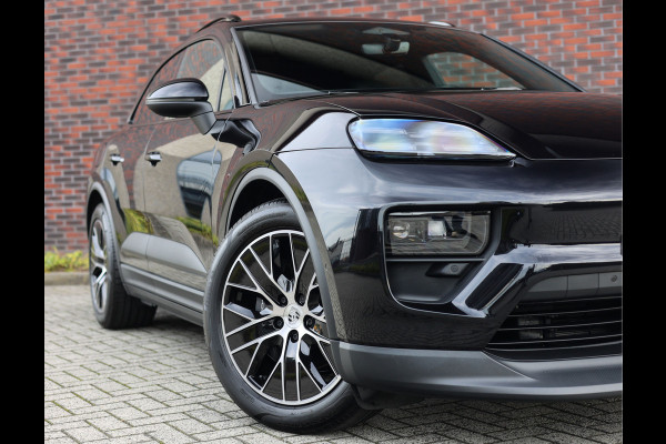 Porsche Macan 4 100 kWh | Pano - BOSE - Chrono