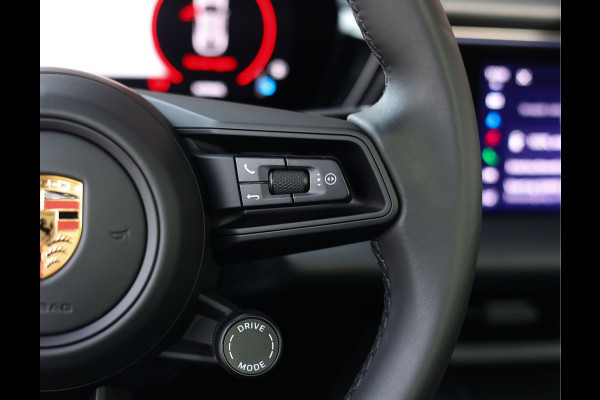 Porsche Macan 4 100 kWh | Pano - BOSE - Chrono