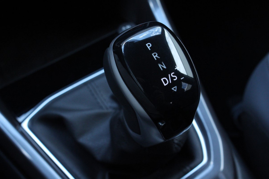 Volkswagen T-Cross 1.0 TSI DSG Style VIRTUAL DAB CARPLAY NAV ACC DAB CAMERA STOELVW '22