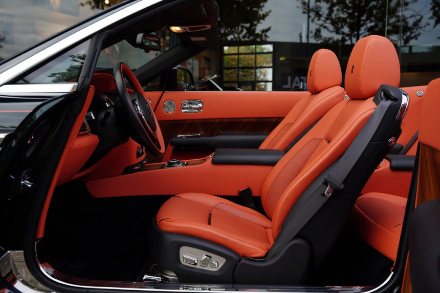 Rolls-Royce Dawn 6.6 V12 Dark Emerald 19 D.Km Bespoke Audio Teak Dek