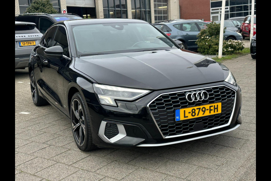 Audi A3 Limousine 30 TFSI Business edition