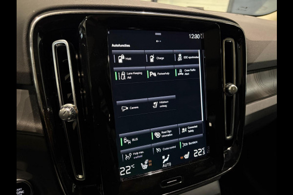 Volvo XC40 T4 Aut. Plug-in Hybrid Ultimate Bright Leder ACC Panoramadak 211pk