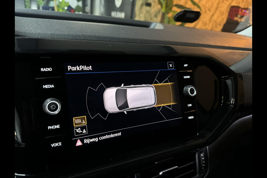 Volkswagen T-Cross 1.0 TSI Style Garantie Carplay StoelVW Blindspot Adoptieve Cruise Navi Clima Led Rijklaar