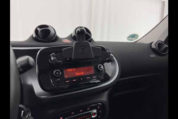 Smart Forfour EQ Comfort 18 kWh {SOH-91%} Aut. *PANO | AIRCO | COMFORT-SEATS | CRUISE | PDC | 15''ALU*