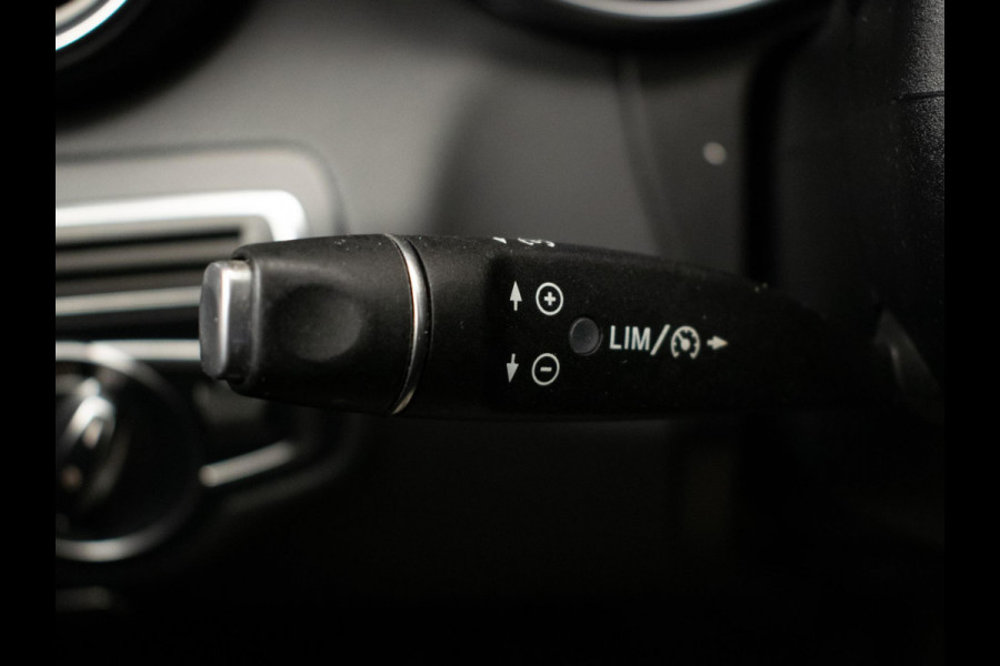 Mercedes-Benz C-Klasse Estate 180 Business Sport (APPLE CARPLAY,NAVI,LED,CRUISE,SPORTSTOELEN,CAMERA,PDC,GETINT,NETTESTAAT)