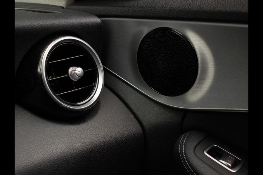 Mercedes-Benz C-Klasse Estate 180 Business Sport (APPLE CARPLAY,NAVI,LED,CRUISE,SPORTSTOELEN,CAMERA,PDC,GETINT,NETTESTAAT)