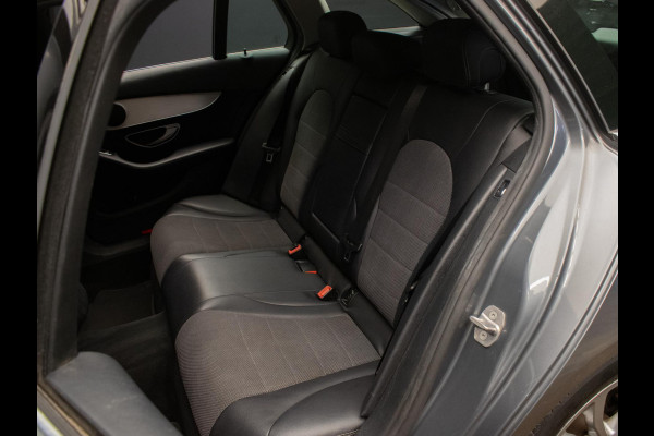 Mercedes-Benz C-Klasse Estate 180 Business Sport (APPLE CARPLAY,NAVI,LED,CRUISE,SPORTSTOELEN,CAMERA,PDC,GETINT,NETTESTAAT)