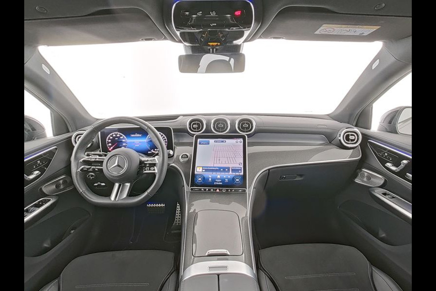 Mercedes-Benz GLC Coupé 300 e 4MATIC AMG Plug-In Hybride AMG Line Premium Plus | Night Pakket | Trekhaak | Alarm Klasse 3 | Distronic | Panorama Schuif-Kanteldak. Inclusief 24 maanden MB Certified garantie voor Europa.