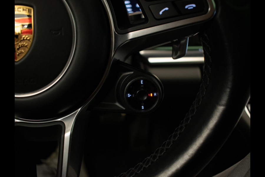 Porsche Panamera 2.9 4 E-Hybrid Sport (PANORAMADAK,APPLE CARPLAY,NAVI,LEDER,LED,21" LM VELGEN,360VIEW,CAMERA,SPORTSTOELEN)