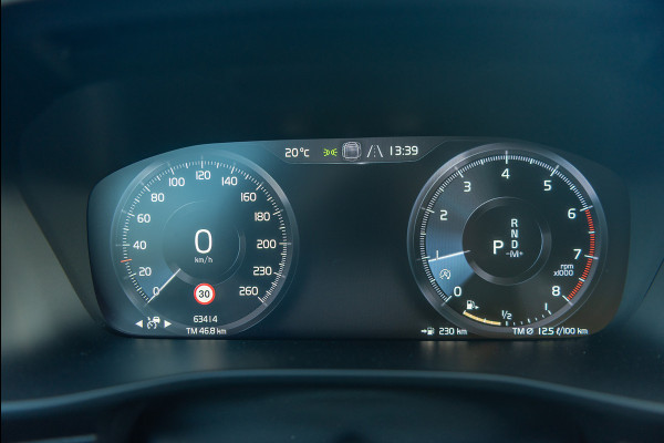 Volvo XC40 T3 Aut. R-Design ACC Trekhaak Parkeercamera 163pk