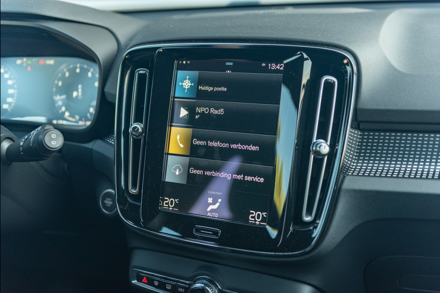 Volvo XC40 T3 Aut. R-Design ACC Trekhaak Parkeercamera 163pk