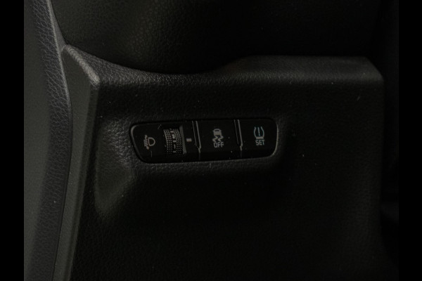 Kia Picanto 1.0 CVVT ComfortPlusLine Navigator Sport (APPLE CARPLAY.NAVI,CAMERA,LED,SPORTSTOELEN,AIRCO,PDC,NETTESTAAT)